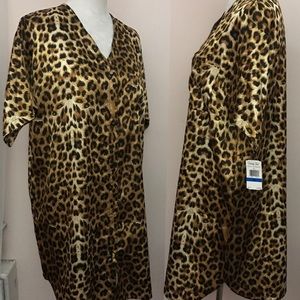 NWT Vanity Fair Leopard Button Down Nightshirt XL